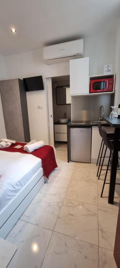 Sweet Home Marceau 6 Studios Hyper Centre Proche De La Mer Et Du Palais 戛纳 外观 照片